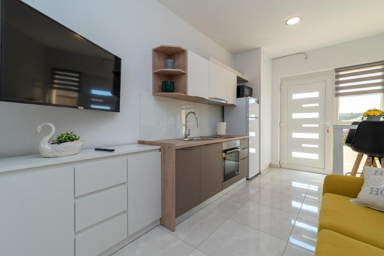 Apartment Leo Trogir Exterior foto